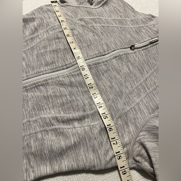 Lululemon Define Full Zip Jacket Size 6 - Picture 9 of 10